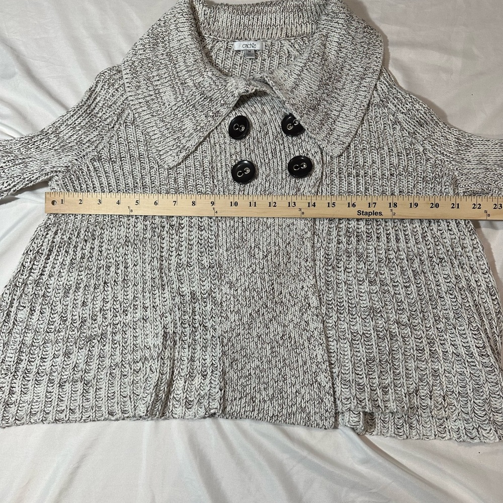 Cache  Buttoned Brown /White  Sweater Cape- Sophisticated Eye catching Style - Picture 8 of 16